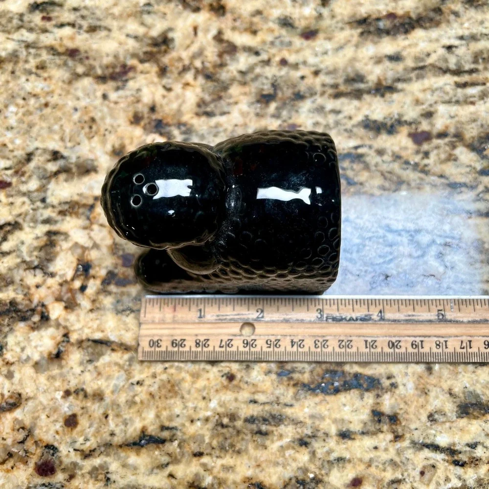 Vintage Artmark Ceramic Sheep Salt & Pepper Shakers Black White Lamb Set 90s